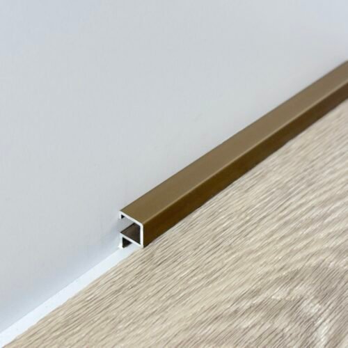 Mini plinta bronze din aluminiu CLIPLIST 11X11