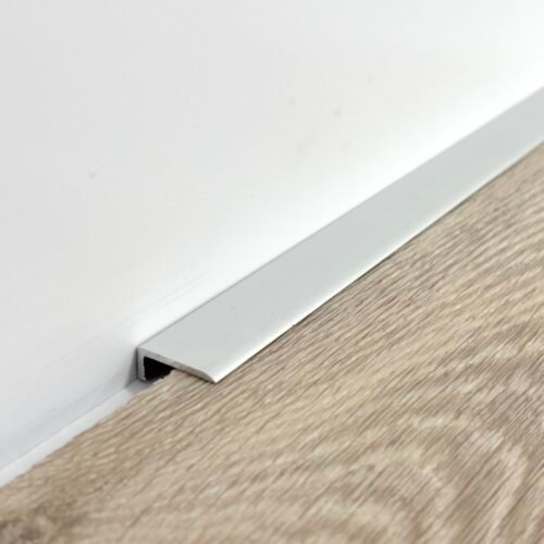 Plinta mini argintie din aluminiu CLIPLIST 1,5X18