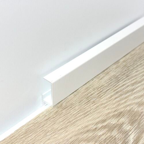 Mini plinta alba din aluminiu cu lumina LED CLIPLIST 25X12