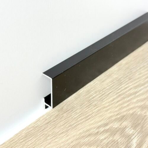 Mini plinta neagra din aluminiu CLIPLIST 30X10